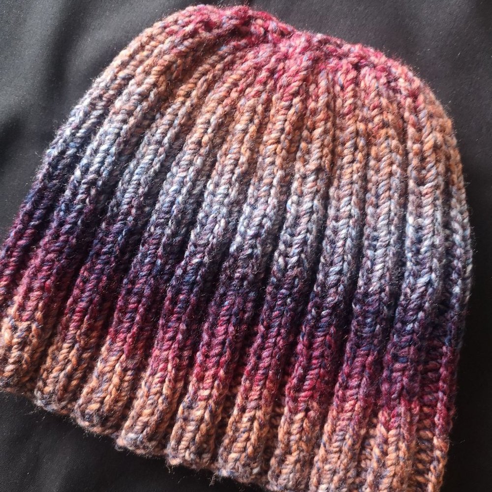 new HandKnit Messy Bun Ponytail Hat Beanie Toque Orange Sodalite